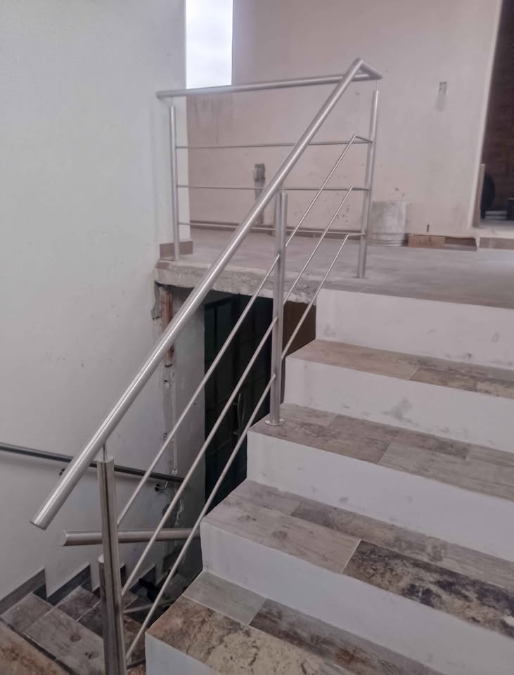 barandales de aluminio y vidrio templado Puebla